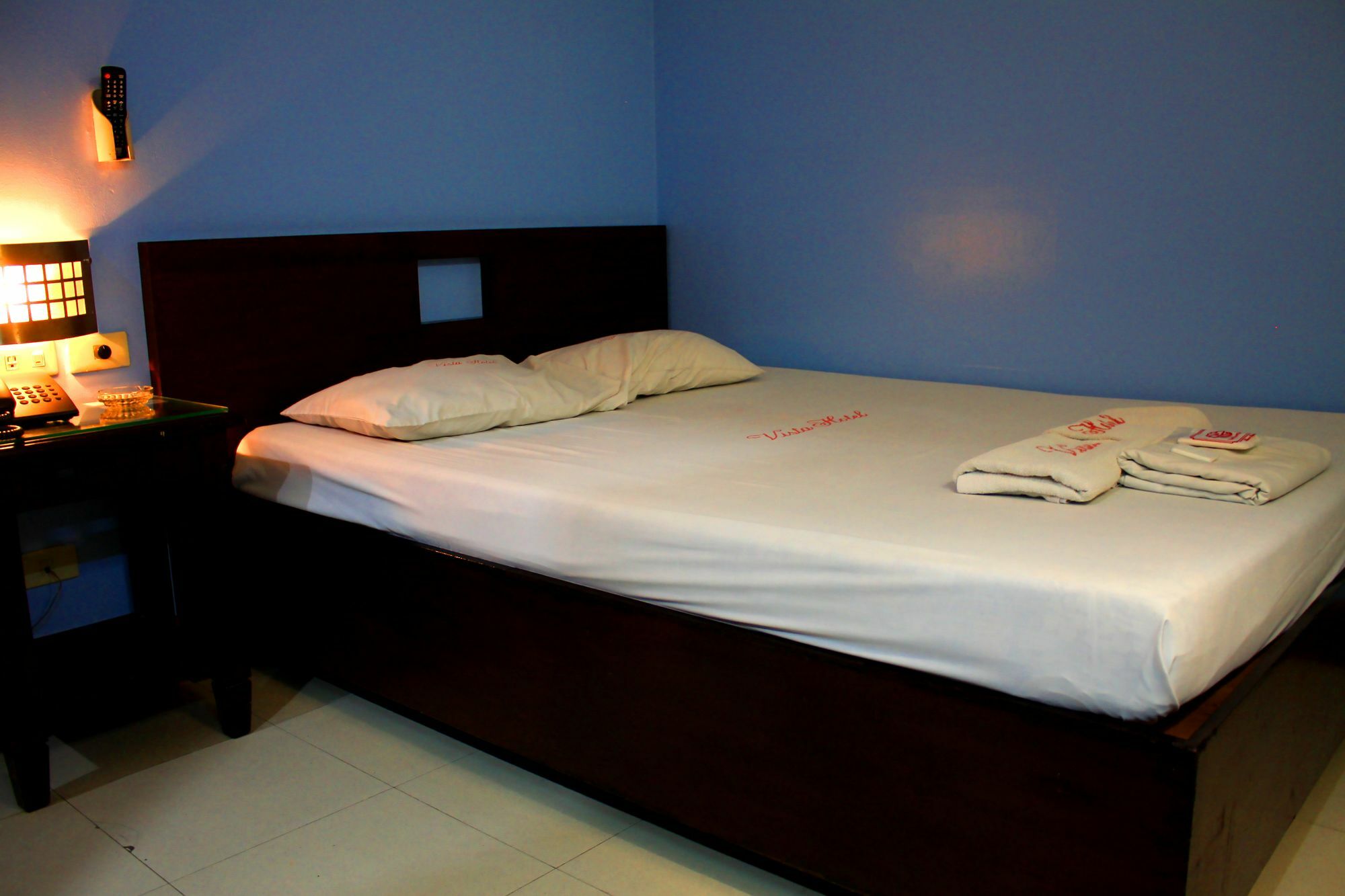 Vista Apartelle Makati City Ngoại thất bức ảnh