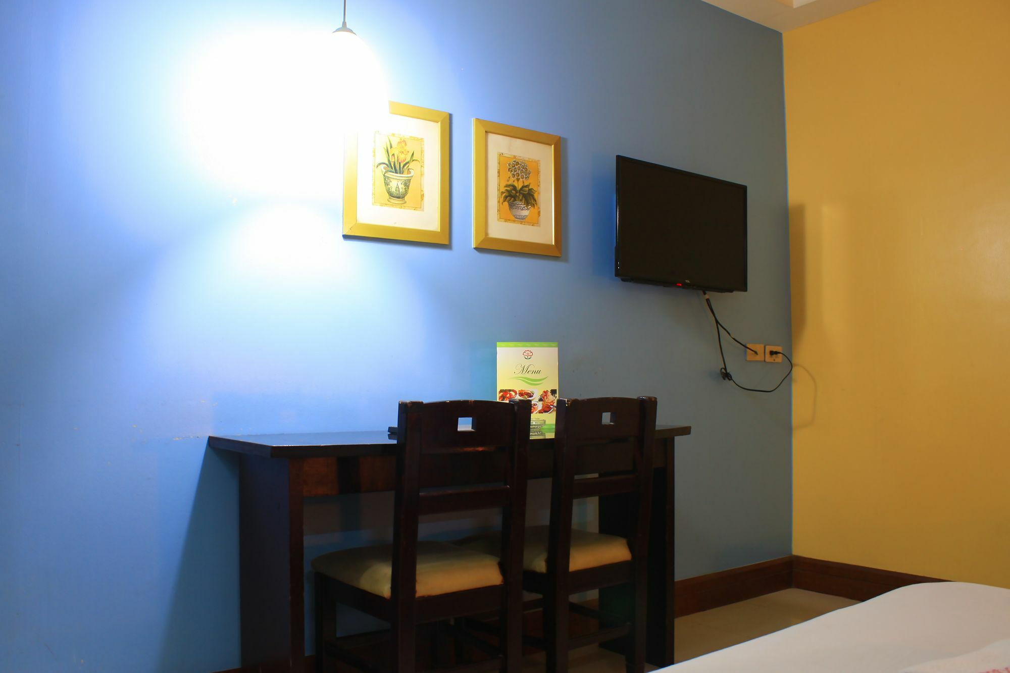 Vista Apartelle Makati City Ngoại thất bức ảnh
